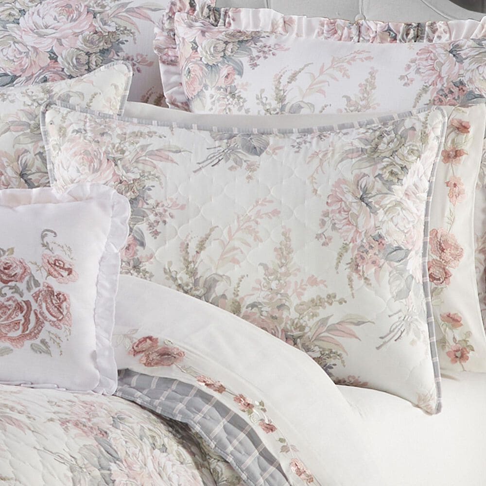 J. Queen New York Estelle 3-Piece King/California King Quilt Set in Blush, , large