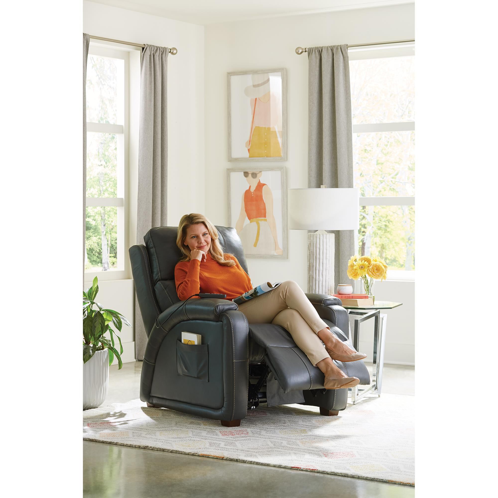 Catnapper Reliever Zero Gravity Power Recliner in Gunmetal NFM