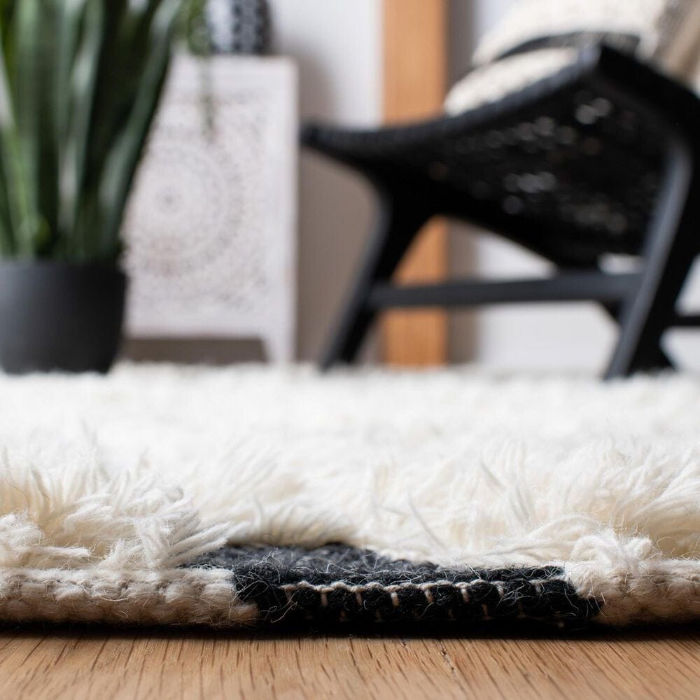Safavieh Natura NAT685A 3&#39; x 5&#39; Ivory and Black Area Rug, , large