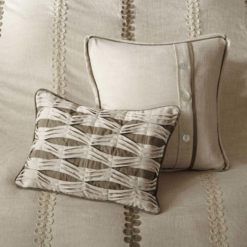 Hampton Park Chateau 8-Piece Queen Comforter Set in Linen, , large