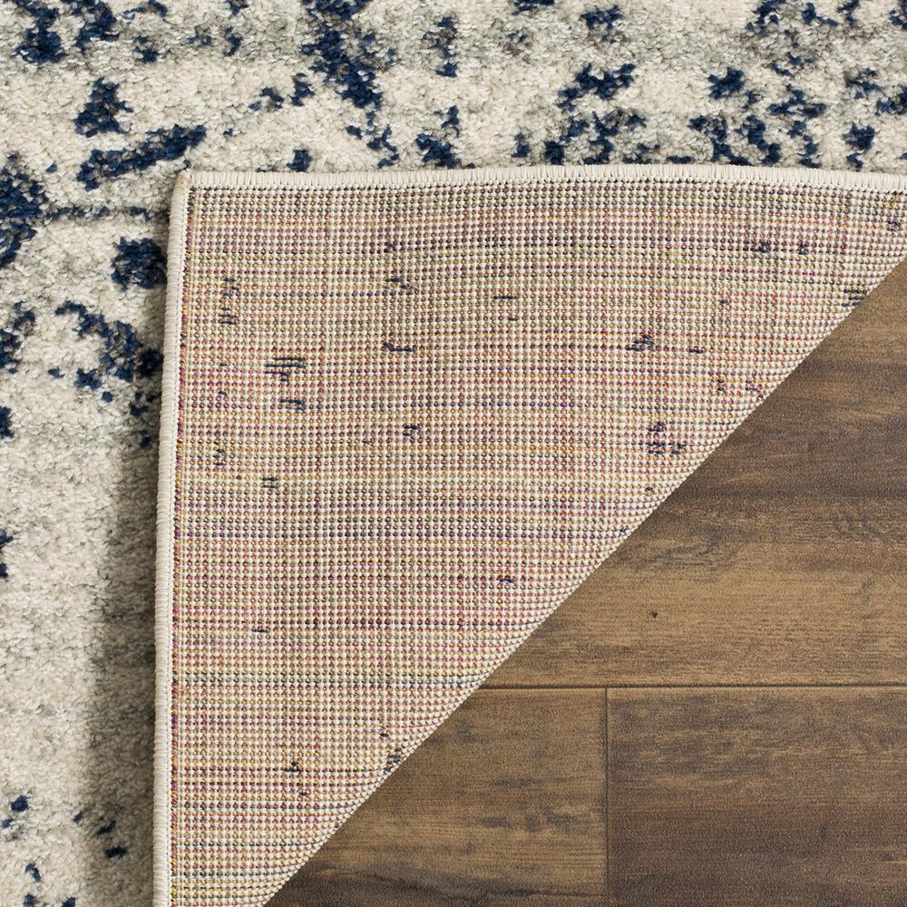 Safavieh Madison MAD603D-5 5&#39;1&quot; x 7&#39;6&quot; Cream/Navy Area Rug, , large