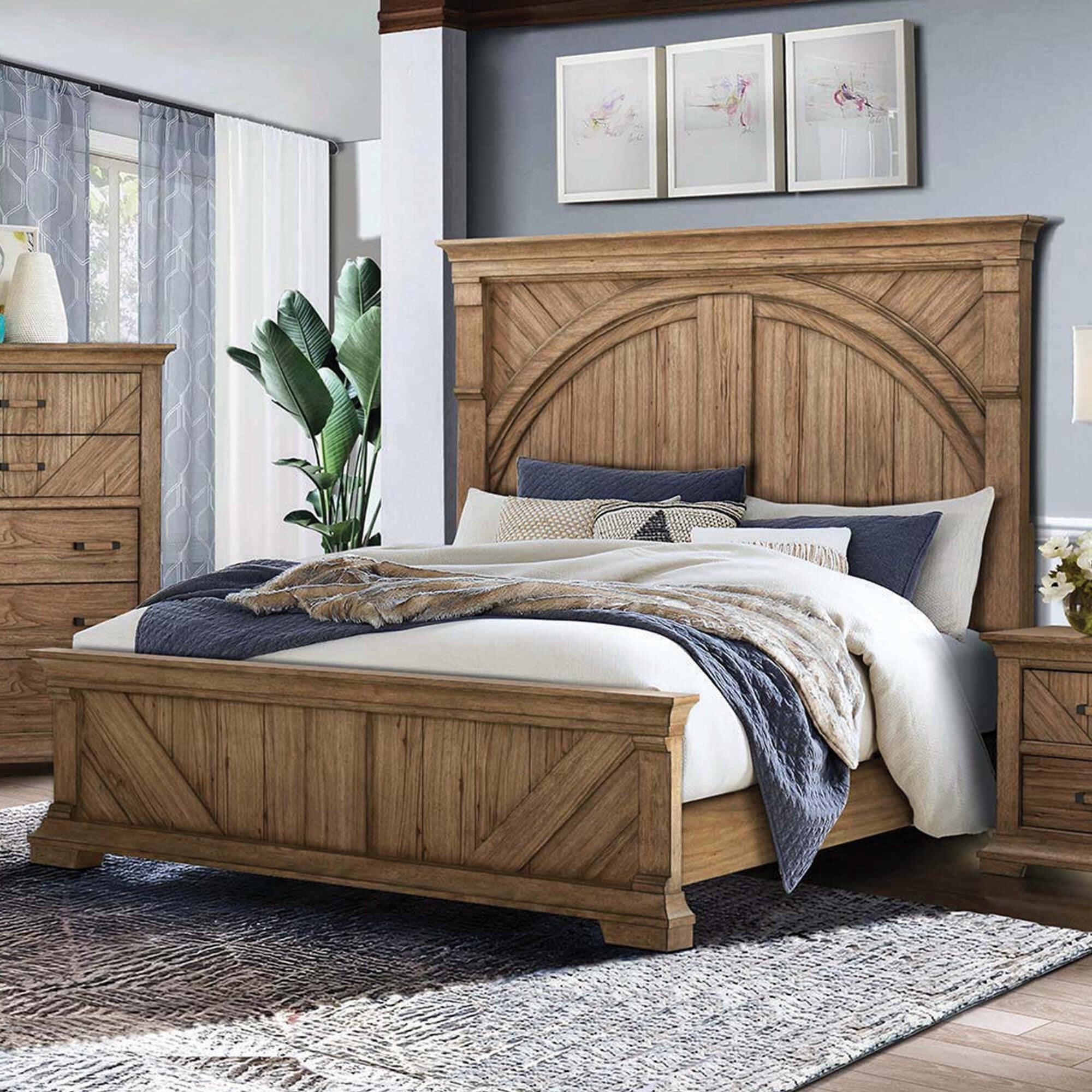 ニュースキン、フルセット！ Sasha Lee 5-Piece King Bedroom Set in Knotty Hickory