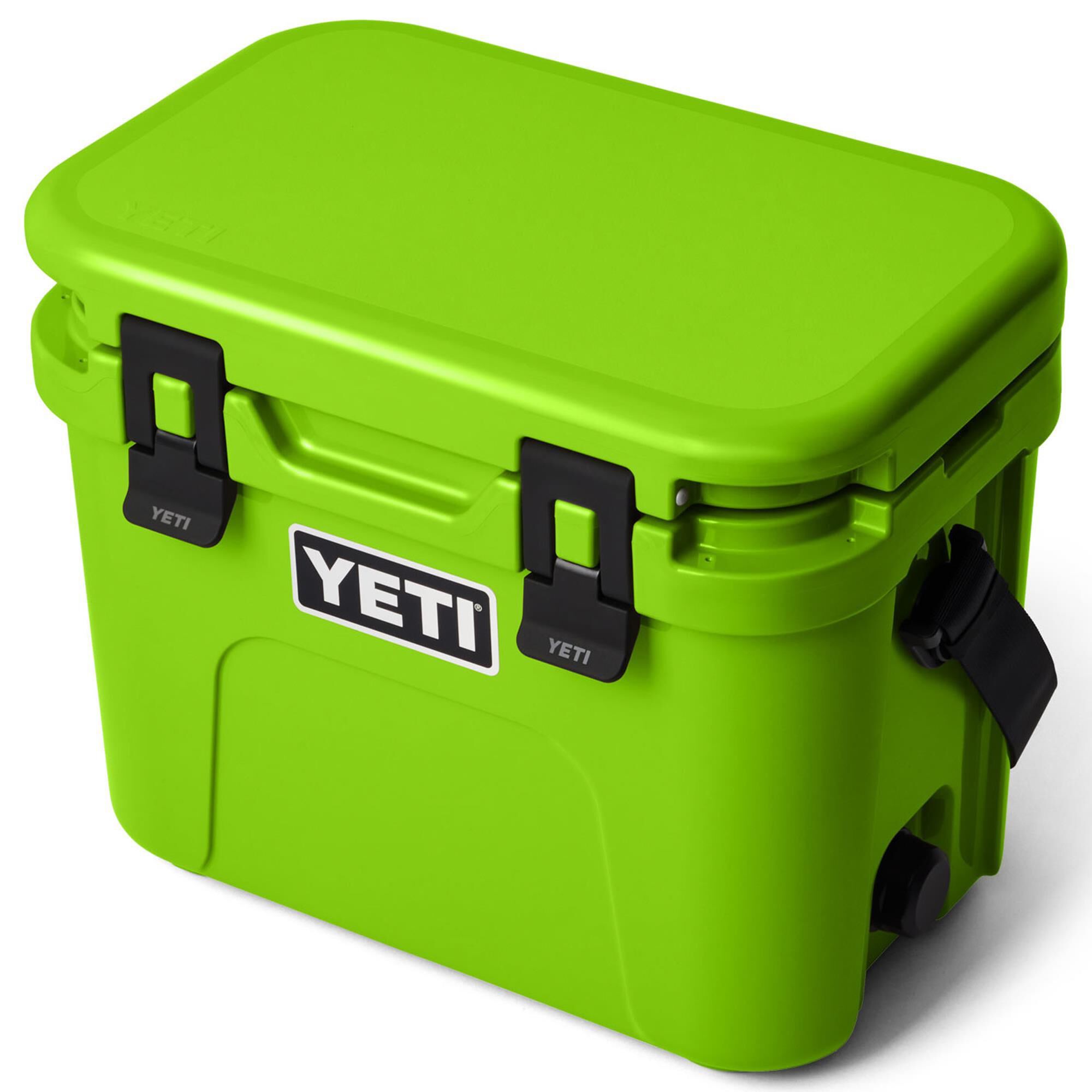 YETI Roadie 15 Hard Cooler in Venom