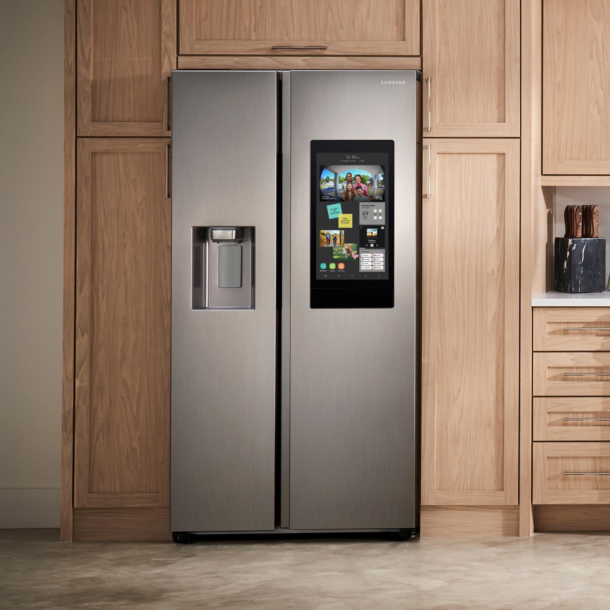 Samsung family hub side store by side refrigerator