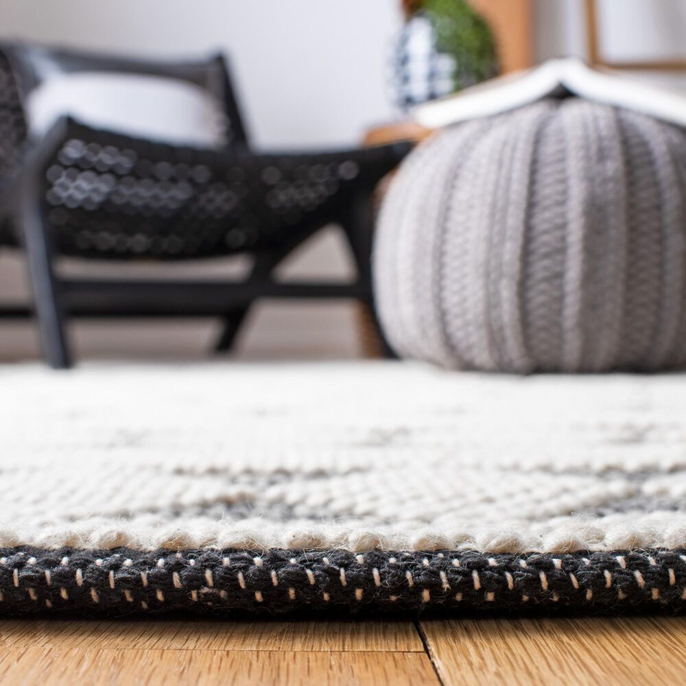 Safavieh Natura NAT481A 2&#39;3&quot; x 8&#39; Ivory and Black Runner, , large