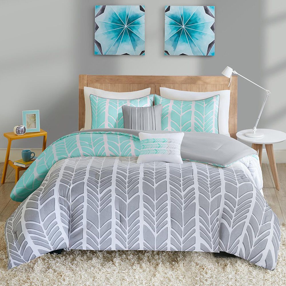 Hampton Park Adel 4-Piece Twin/Twin XL Comforter Set in Aqua, , large