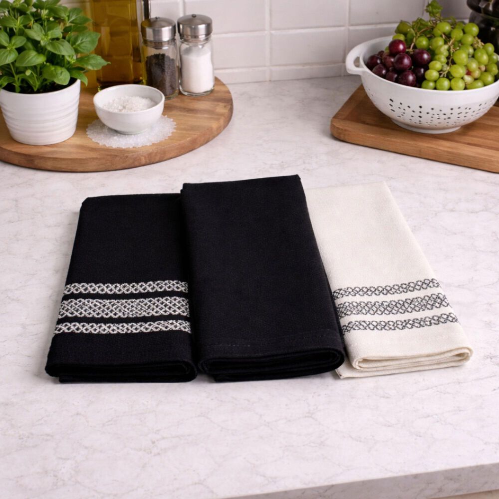 Willow &amp; Hem Cumberland Kitchen Towel in Black (Set of 3), , large