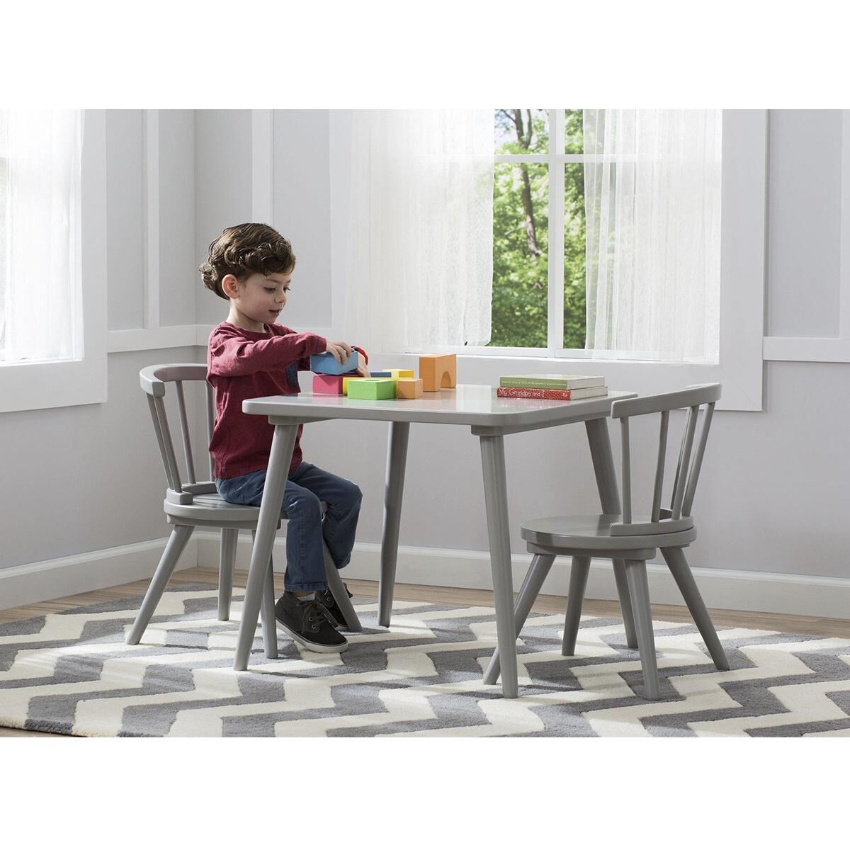 Delta windsor table and chairs clearance