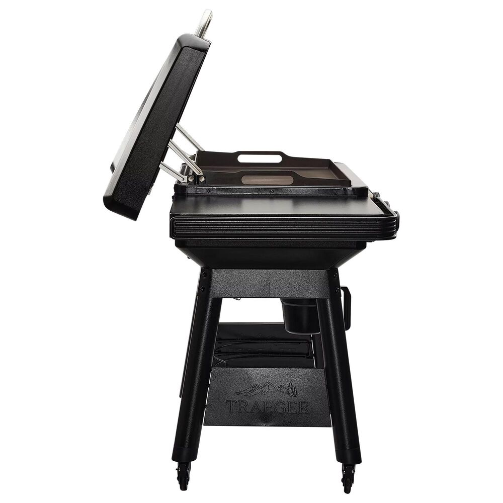 Traeger Grills Flatrock Flat Top Grill in Black, , large