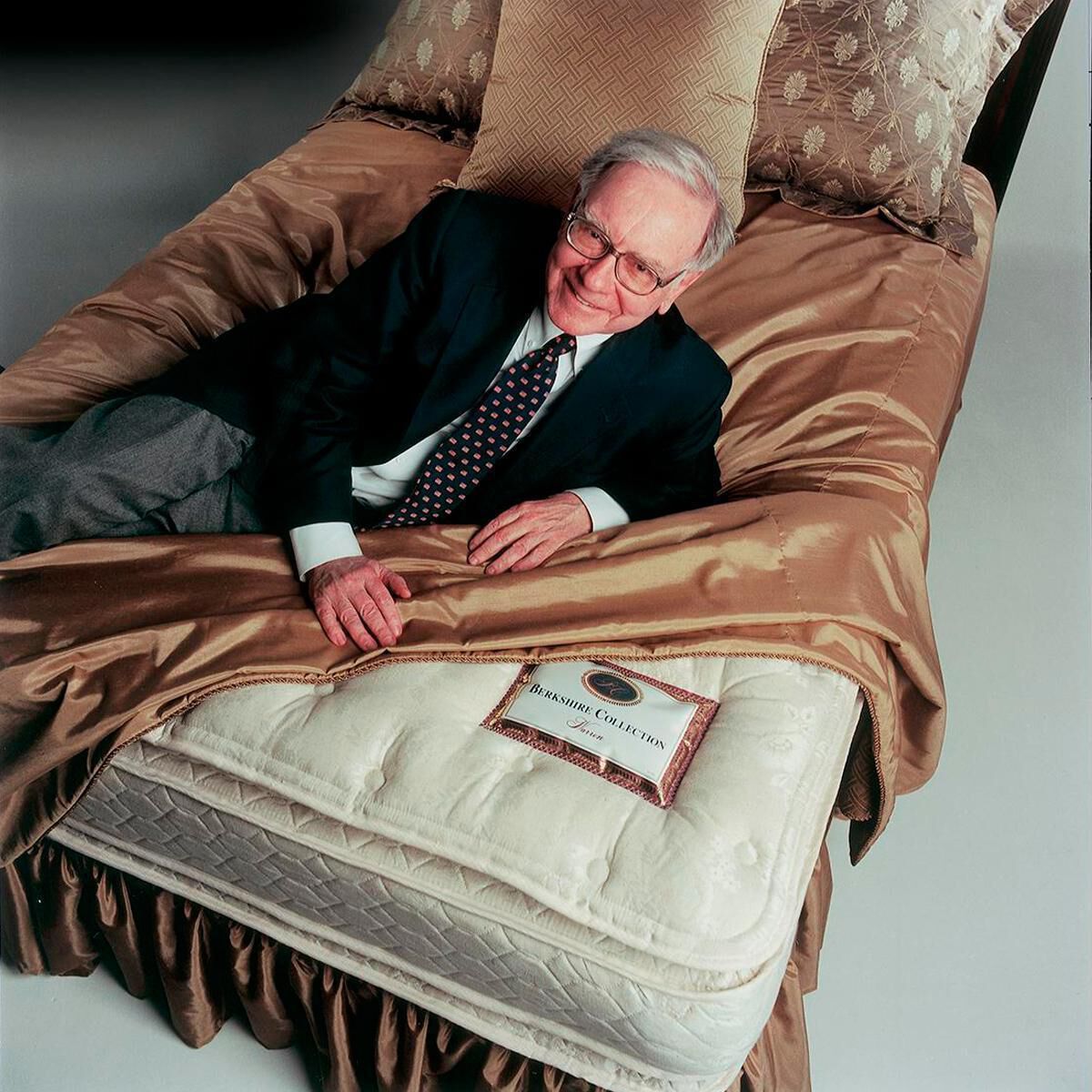Sleeptronic Berkshire Regent II Gel Pillow Top Plush King Sleeptronic Berkshire Regent II Gel Pillow Top Plush King