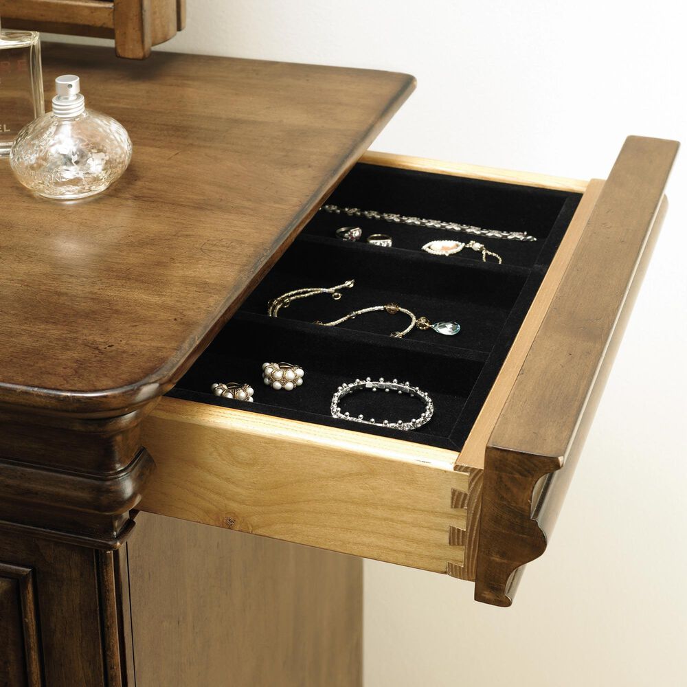 Universal Furniture New Lou 4-Piece California King Sleigh Bedroom Set in Cognac, , large