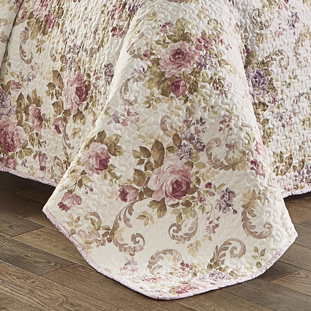 J. Queen New York Chambord 3-Piece King Quilt Set in Lavender, , large