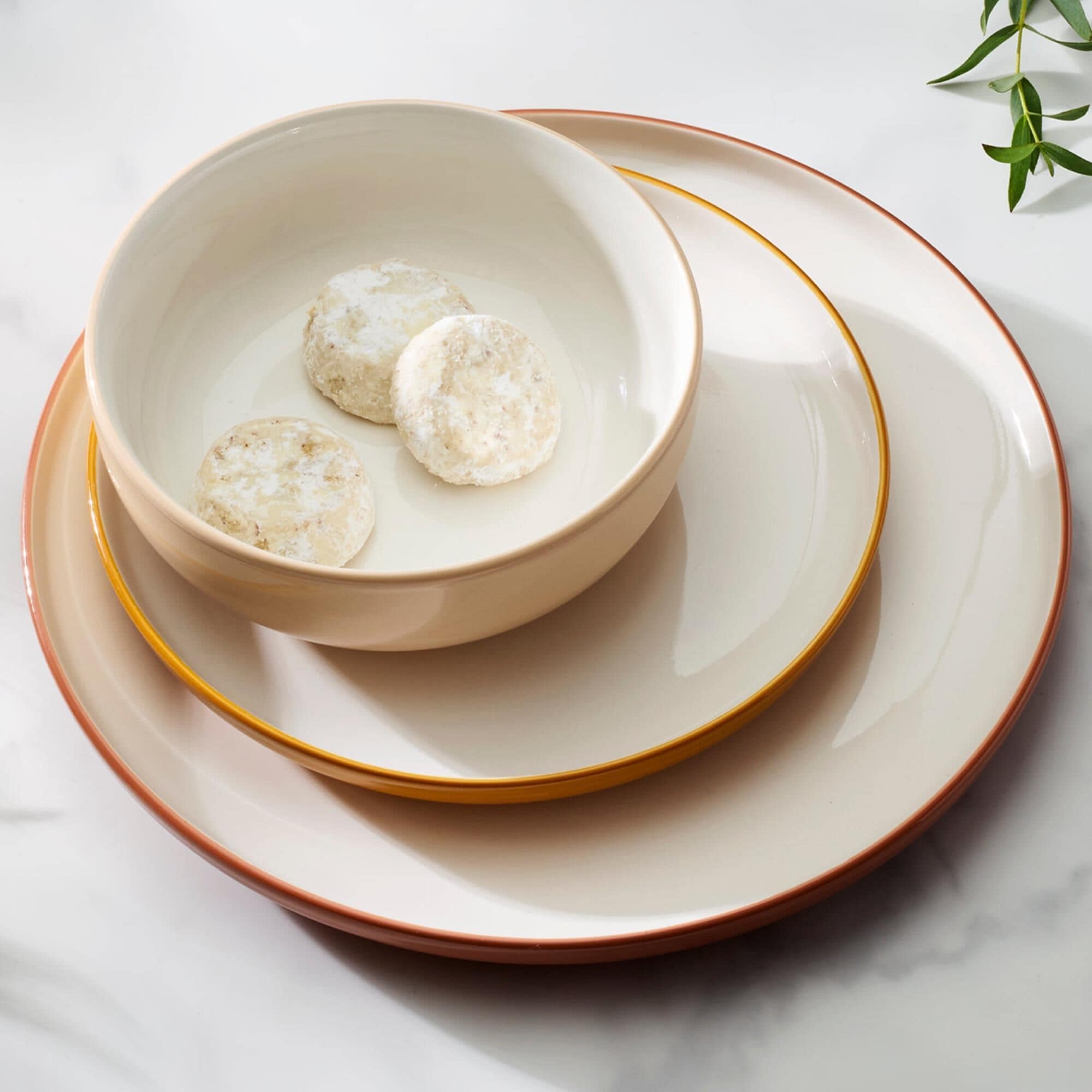Oneida 24/7 Colors 12-Pice Dinnerware Set in Sun
