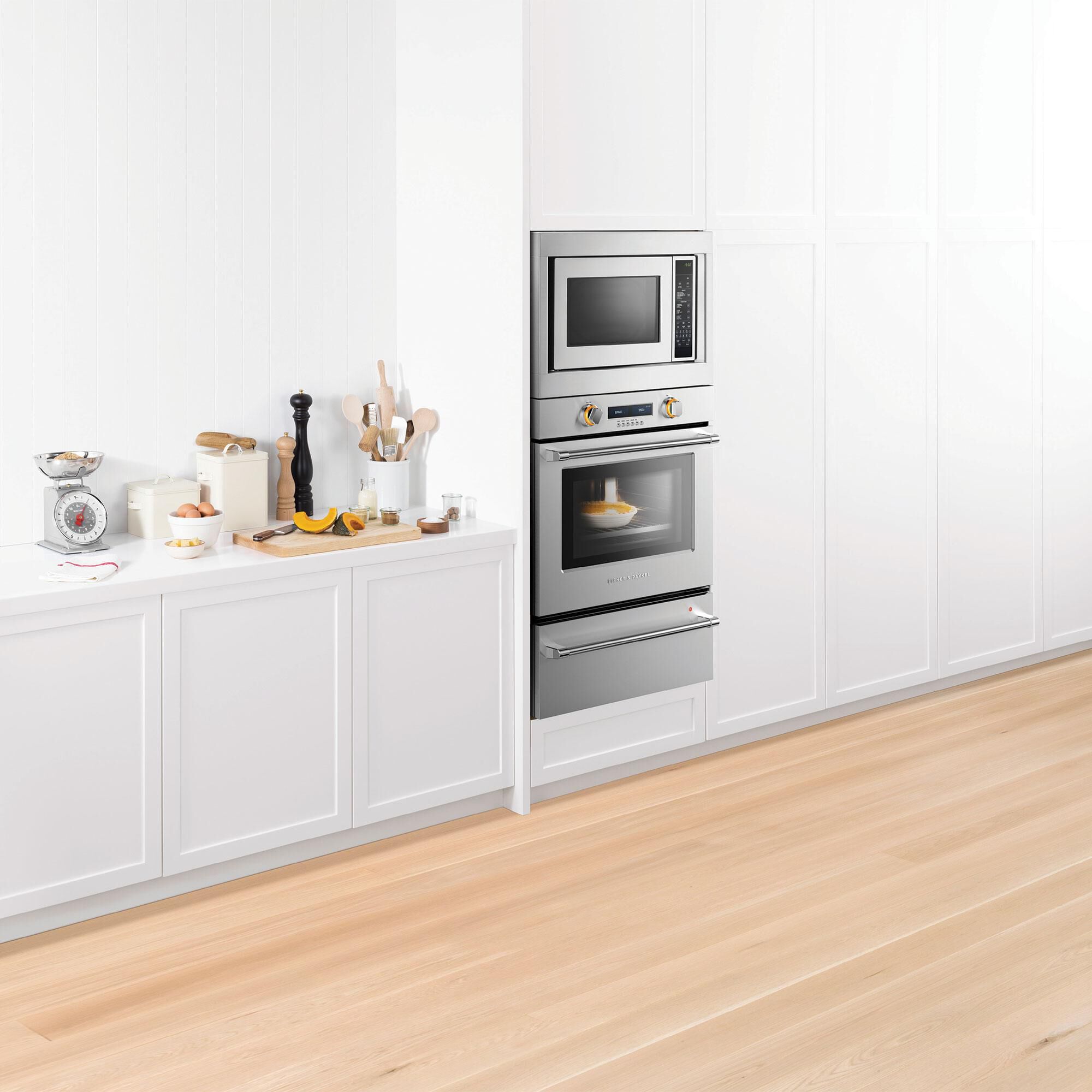 Fisher and Paykel 1.5 Cu. Ft. 24