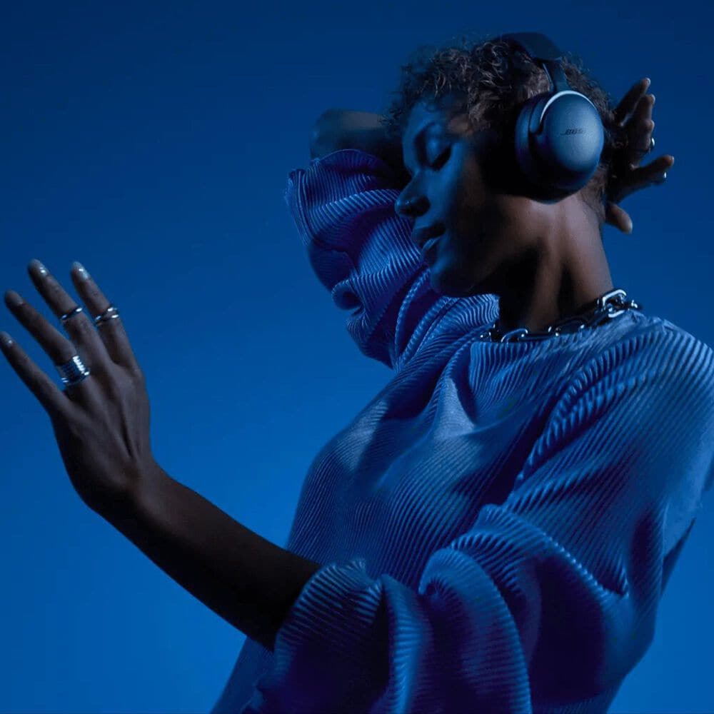 Bose QuietComfort Ultra Over-the-Ear Headphone in Lunar Blue, , large