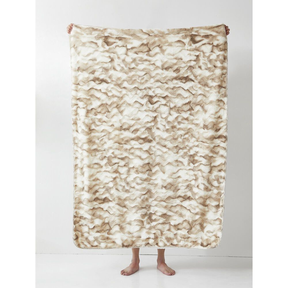 Duke Imports Whitetail Wave Plush Throw in Brown, , large