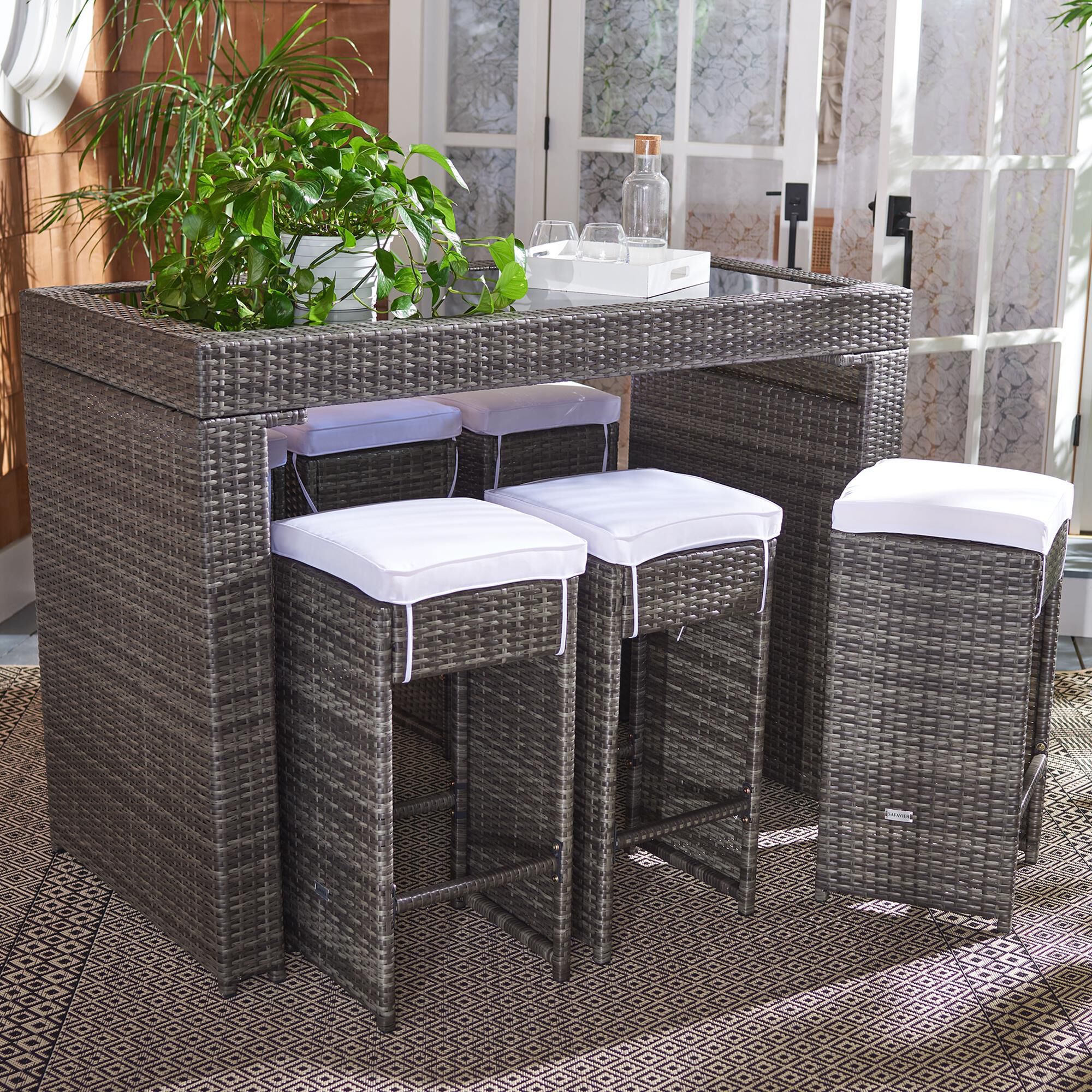 Safavieh patio dining set best sale