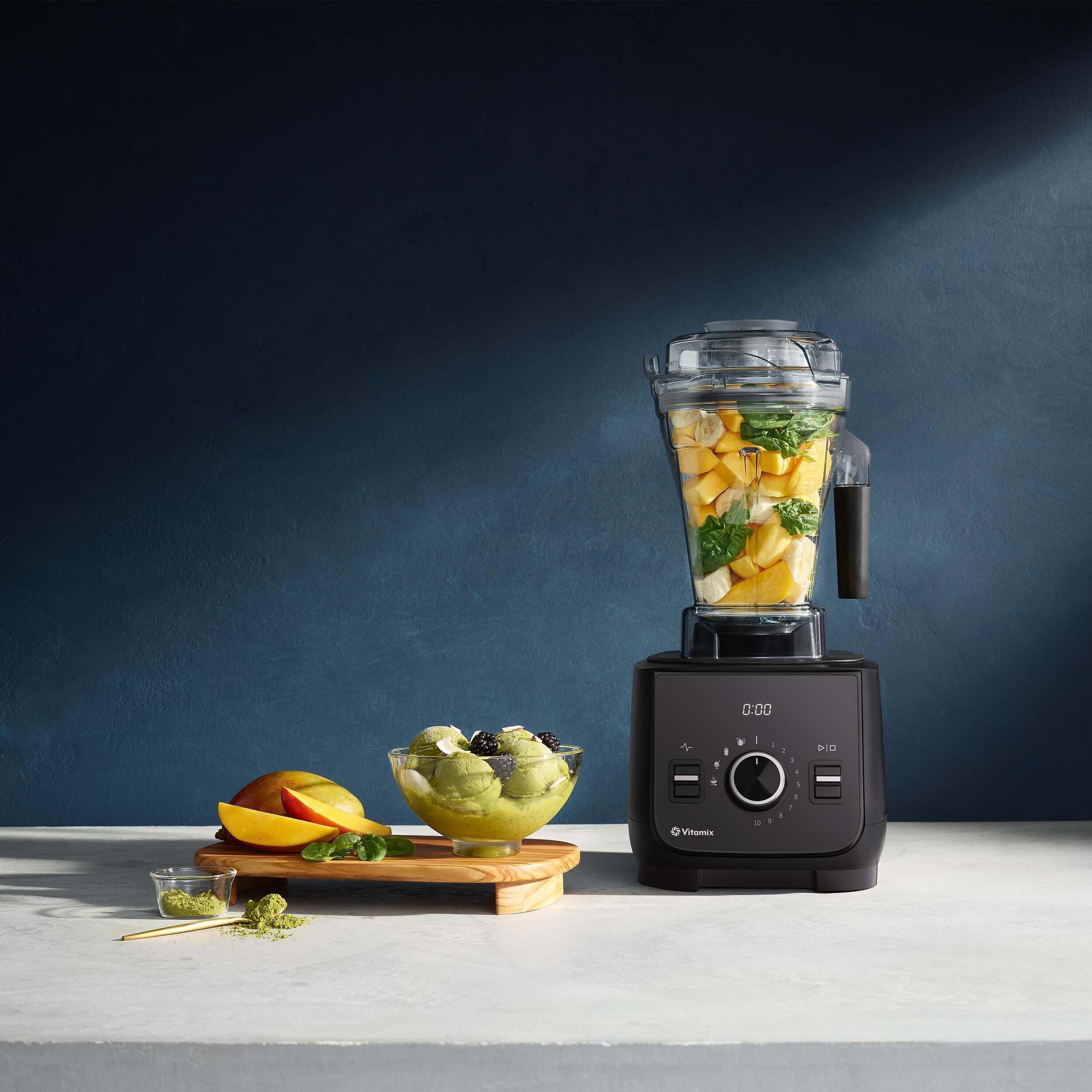 Vitamix Ascent X2 Blender in Shadow Black