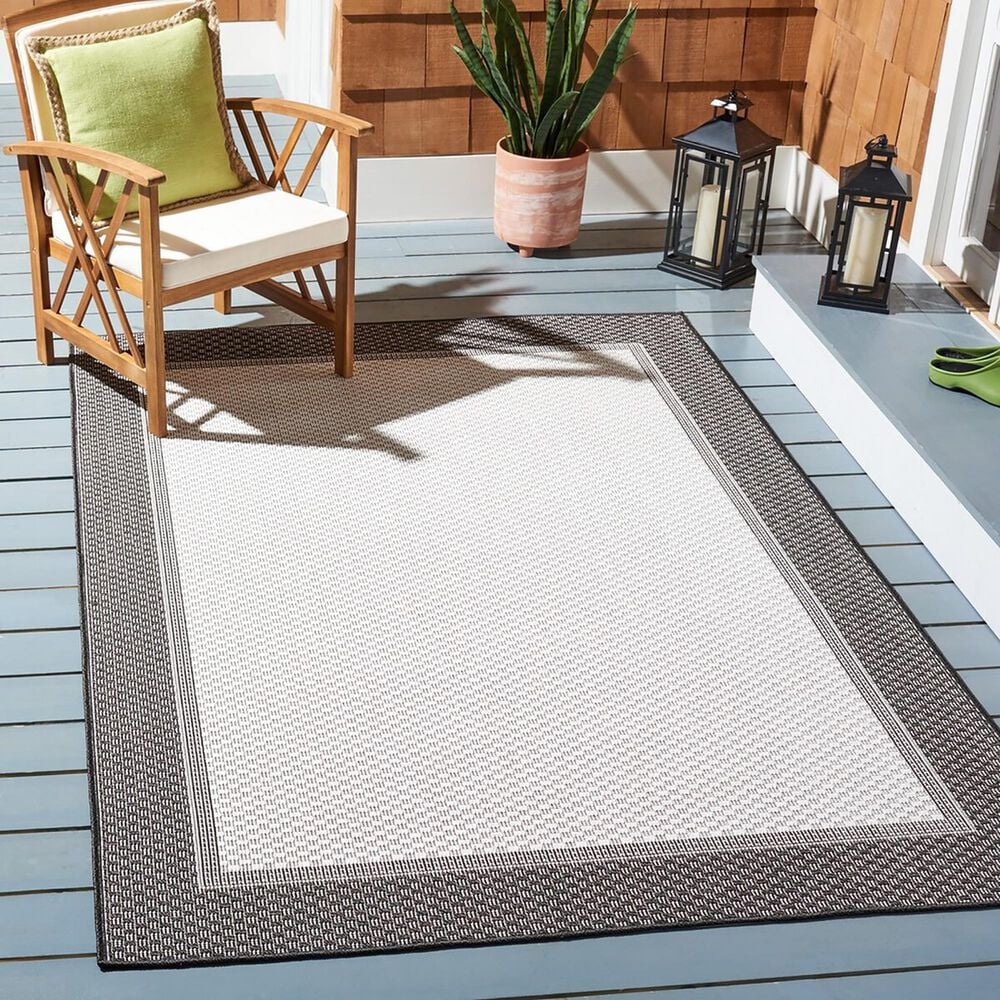 Safavieh Martha Stewart Cyprus 4&#39;5&quot; x 6&#39;5&quot; Ivory and Charcoal Area Rug, , large