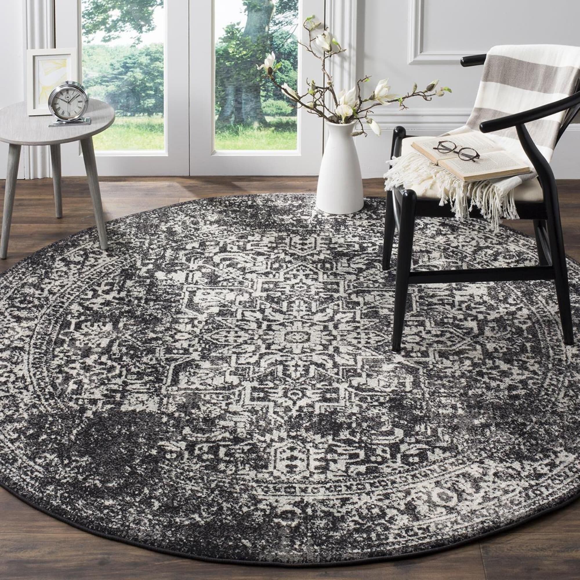 Safavieh store round rug