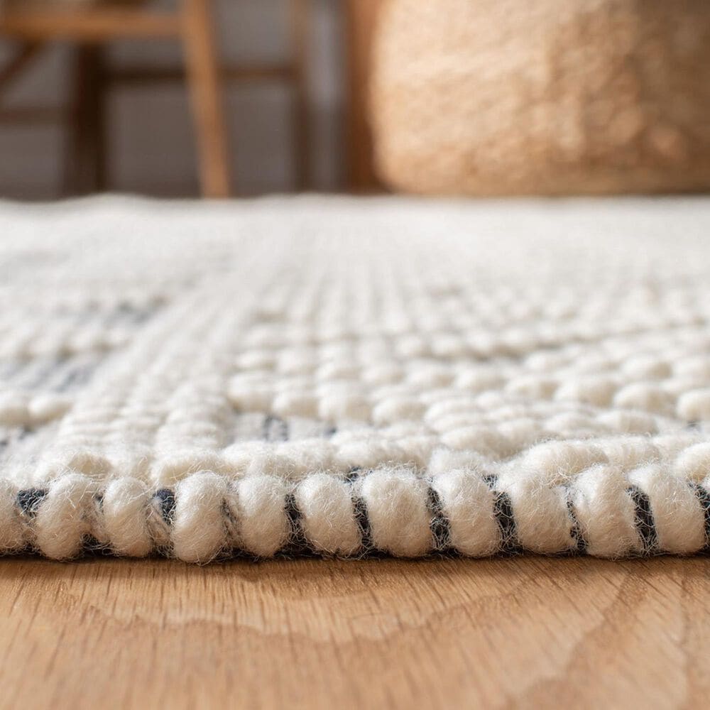 Safavieh Natura NAT353A 2&#39;3&quot; x 6&#39; Ivory and Black Runner, , large