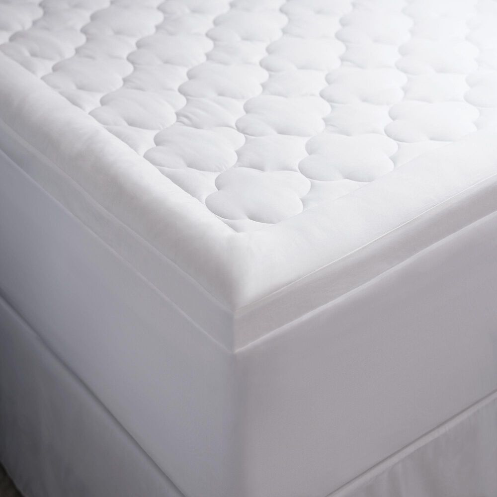 Allied Home Billowy Clouds California King Mattress Pad in White, , large