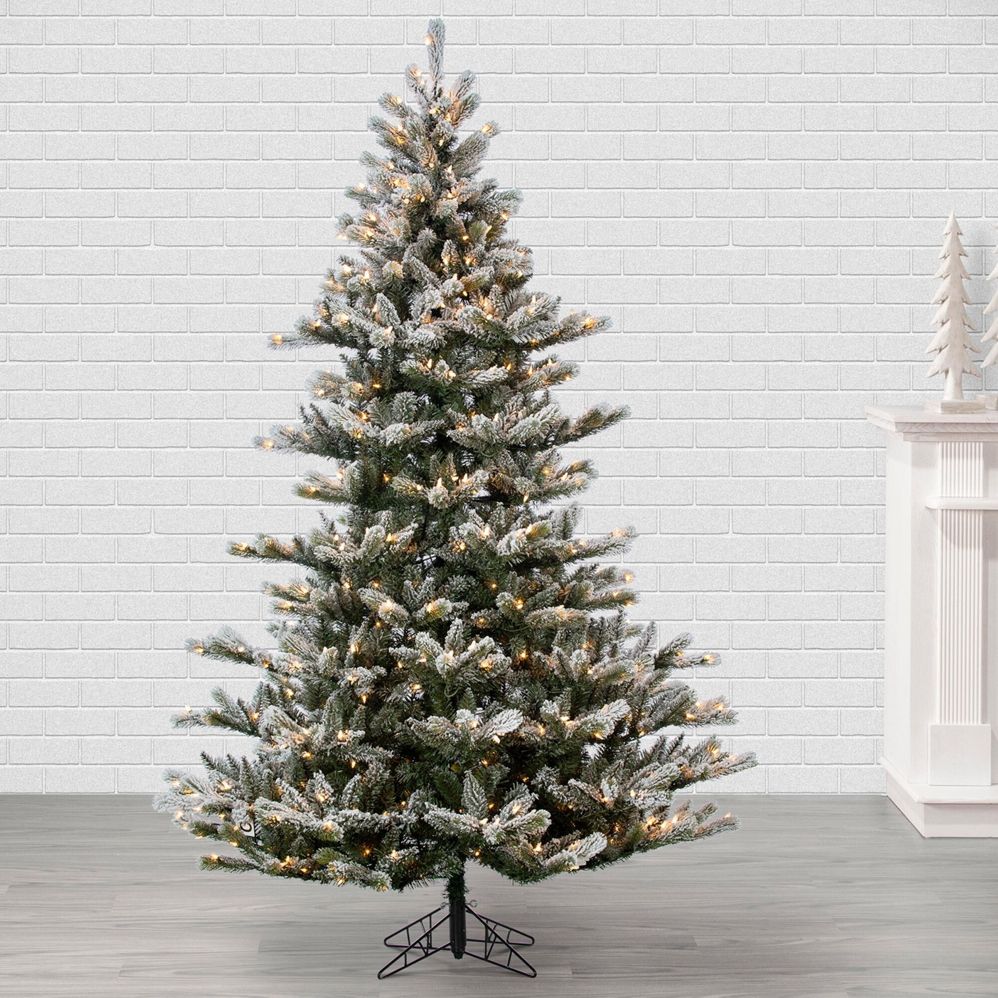 The Gerson Company 7.5' Natural Cut Northwood Fir Christmas Tree