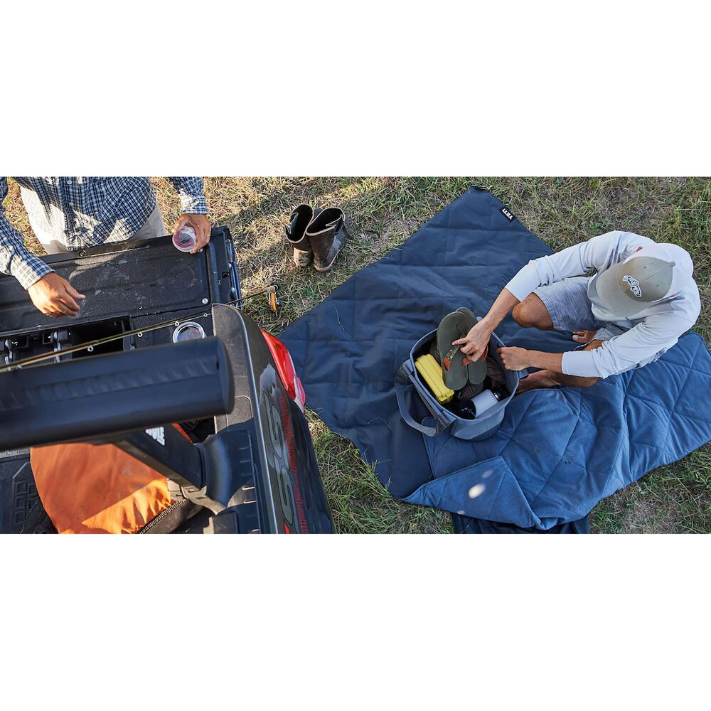 YETI Lowlands Blanket in Smoke Blue NFM