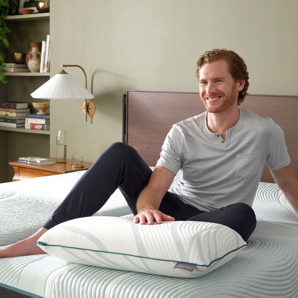 Tempur-Pedic ProAdapt 2.0 Plush Queen Mattress, , large