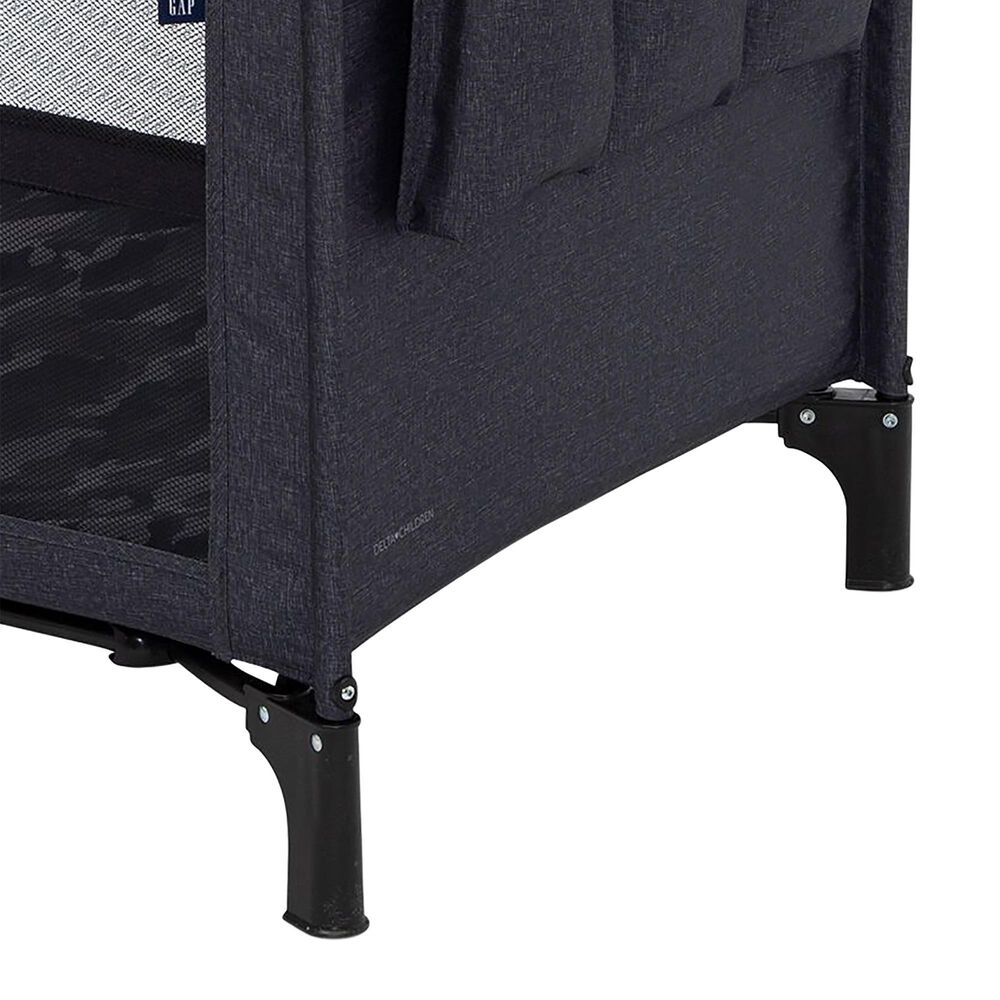 Delta Deluxe Play Yard in Black Camo, , large