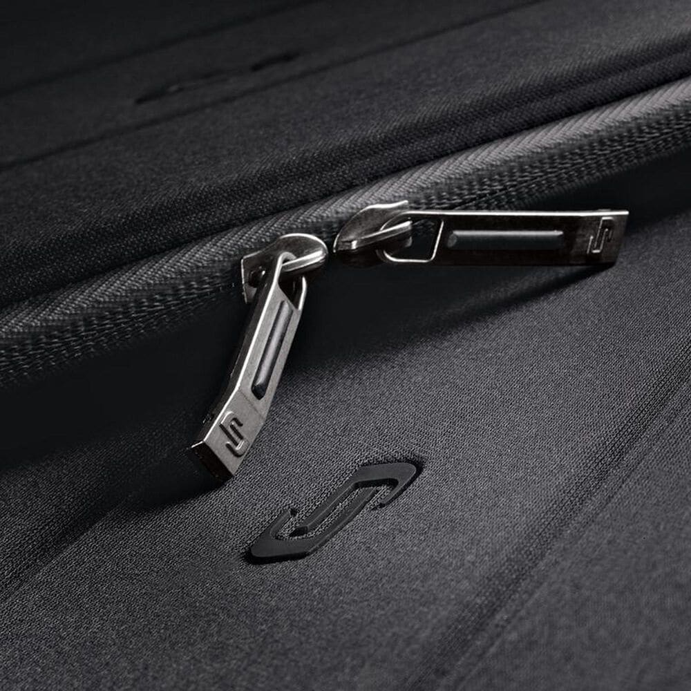 Solo 15.6&quot; Bond Sleeve in Black, , large