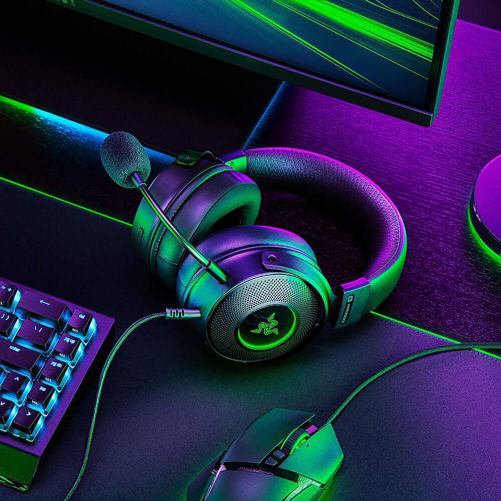 Razer V3 HyperSense Wired USB Gaming Headset in Black | NFM
