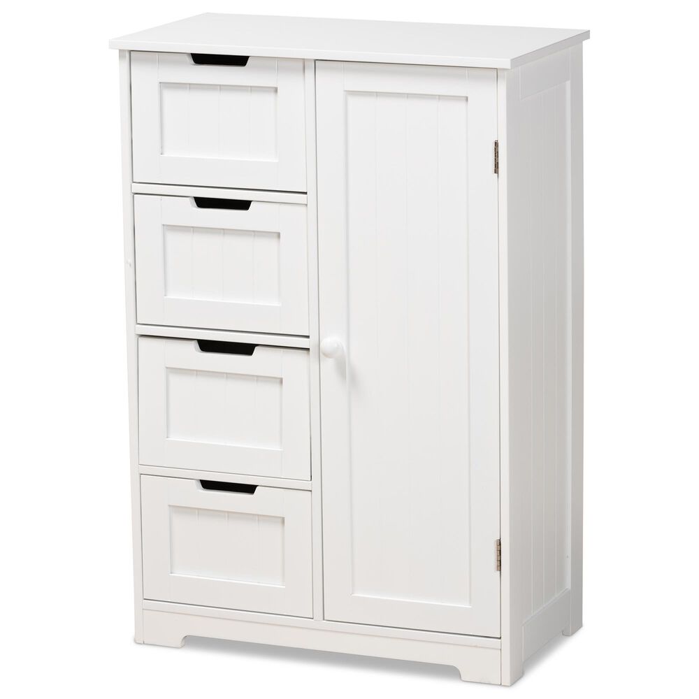 studio bathroom storage