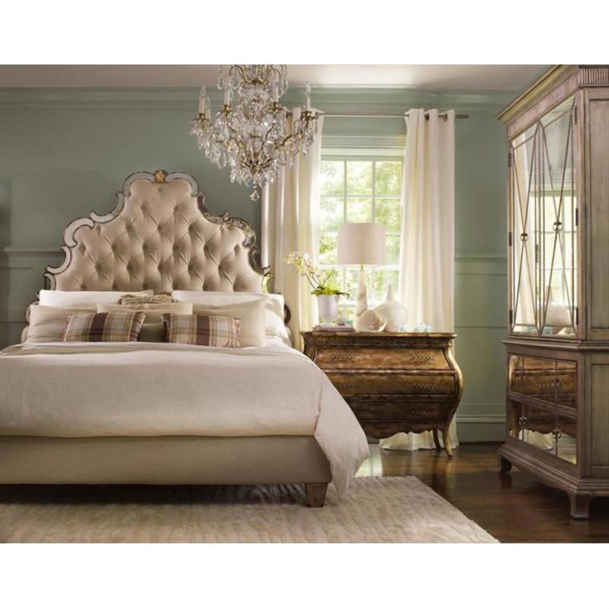 Hooker Furniture Sanctuary Queen Tufted Bed in Bling Nebraska
