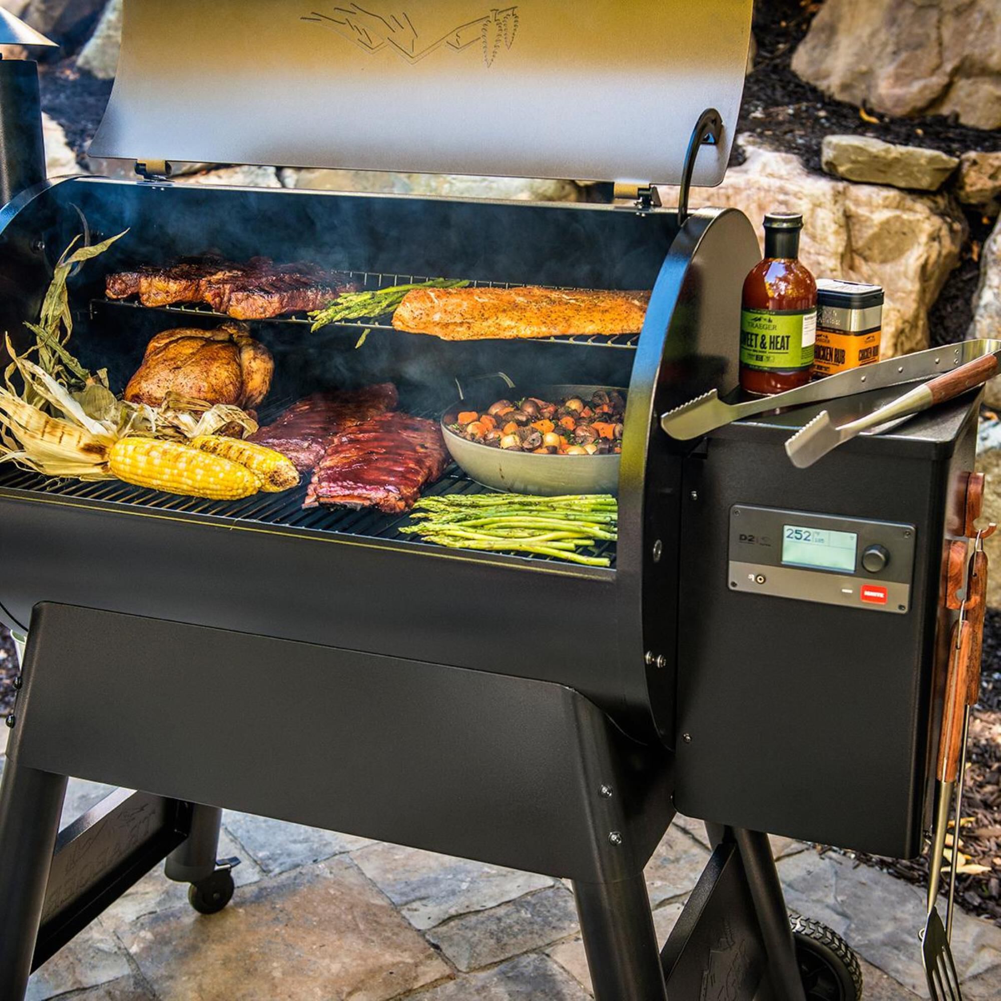 Traeger grill smoker discount