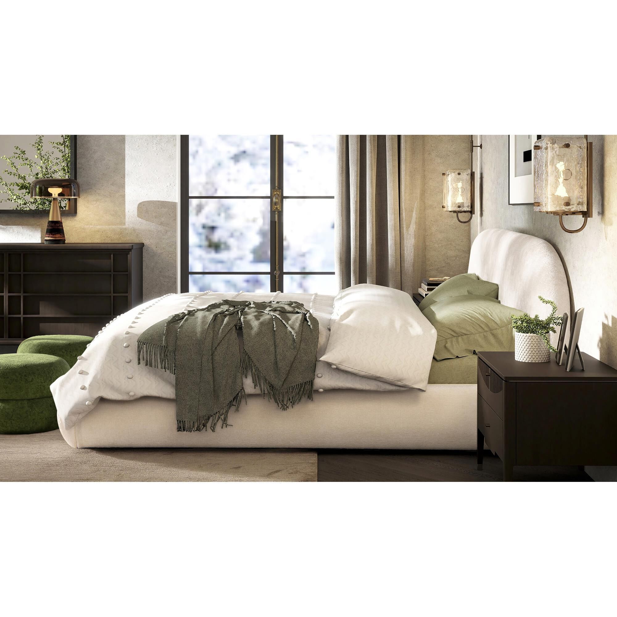 Jennifer Taylor Home Archie Puffy Grounded King Upholstered