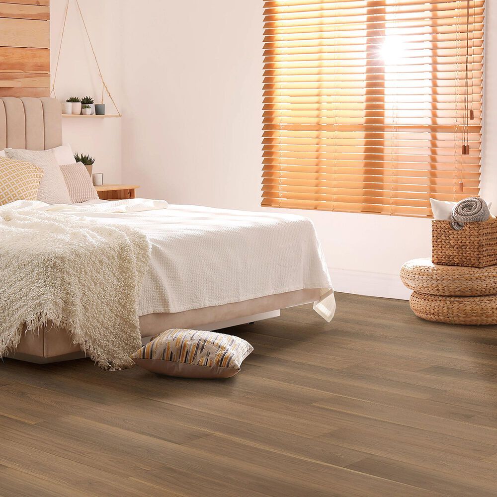 Pergo Kallan Point Bark Hickory 7.5&quot; x 54&quot; Laminate, , large