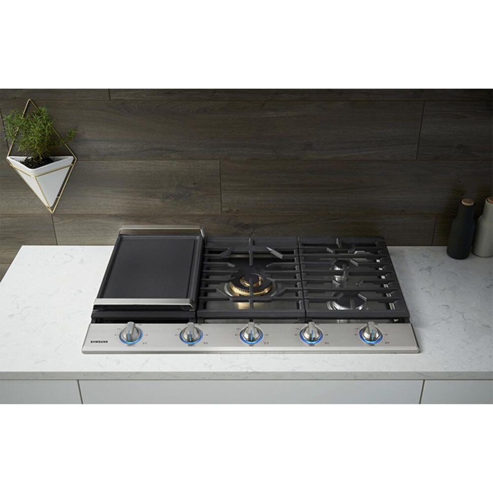 Samsung 36&quot; Gas Cooktop with Wi-Fi Connectivity in Stainless Steel, , large