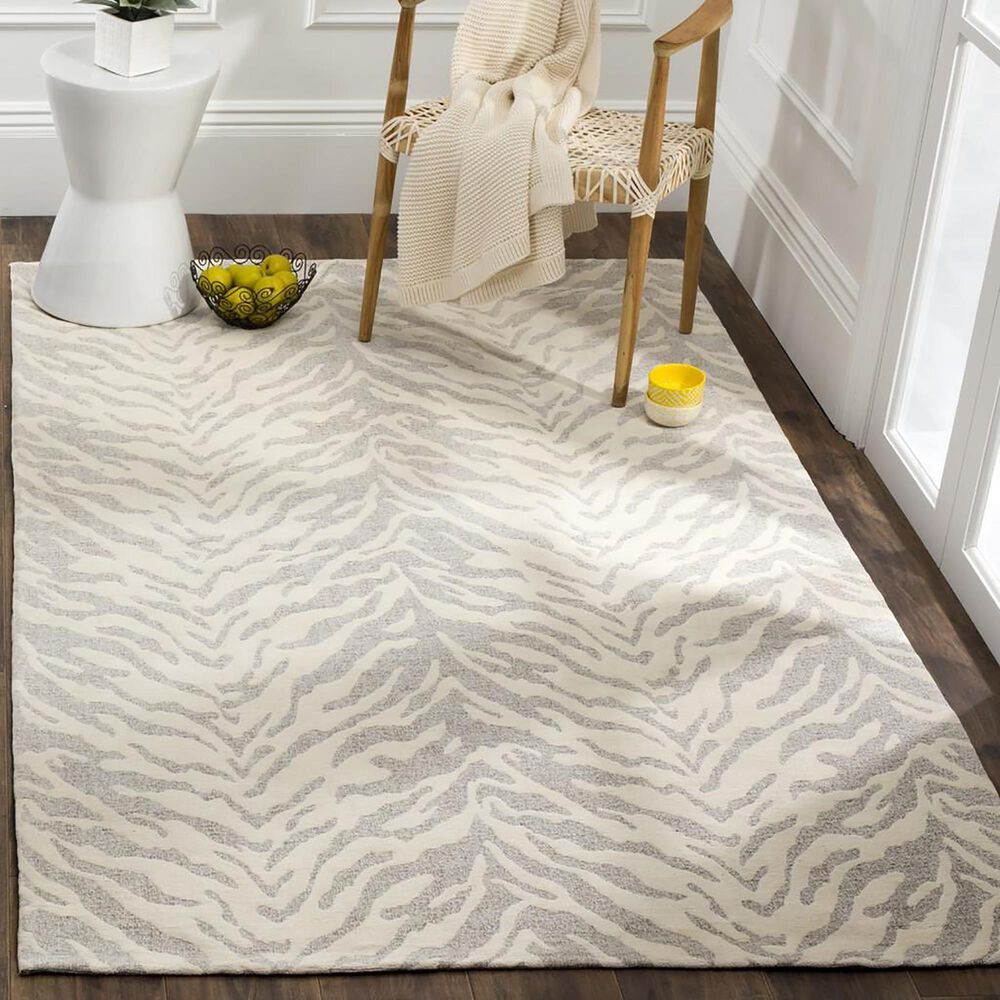 Safavieh Marbella MRB632A 5&#39; x 8&#39; Light Grey and Ivory Area Rug, , large
