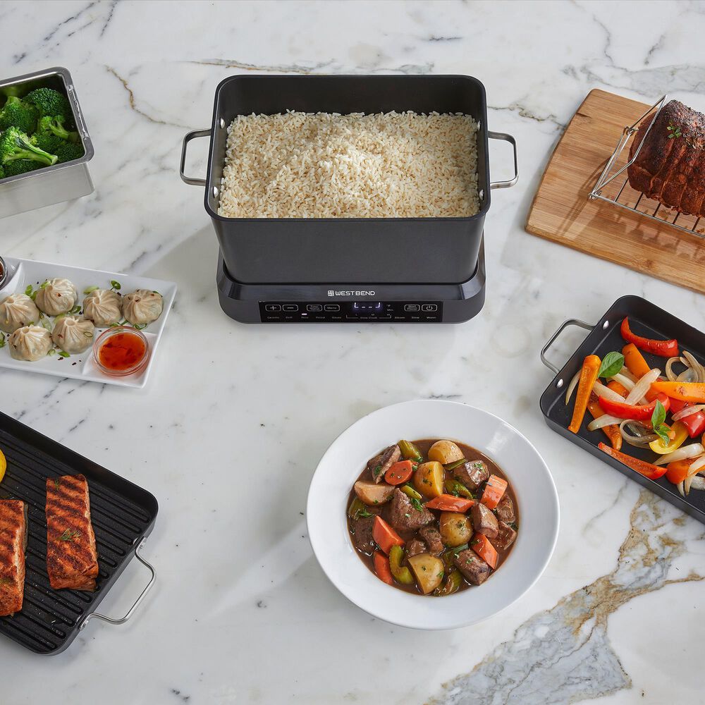 West Bend 6-Quart Versatility Cooker Plus in Black, , large
