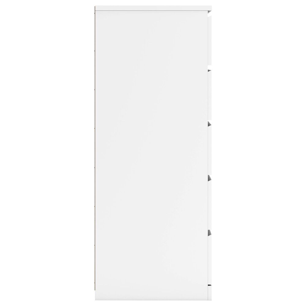Ashley Onita 5-Drawer Chest in White, , large