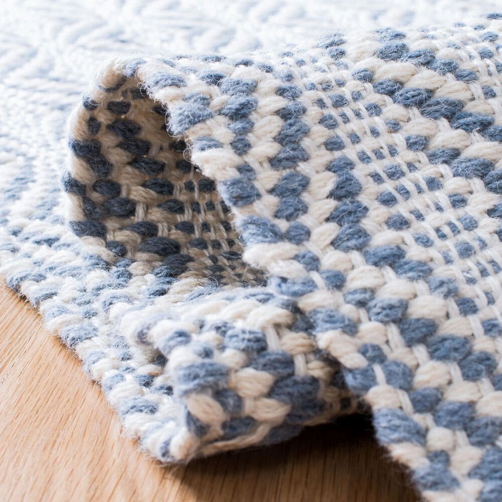Safavieh Natura  2&#39;3&quot; x 8&#39; Grey Runner, , large