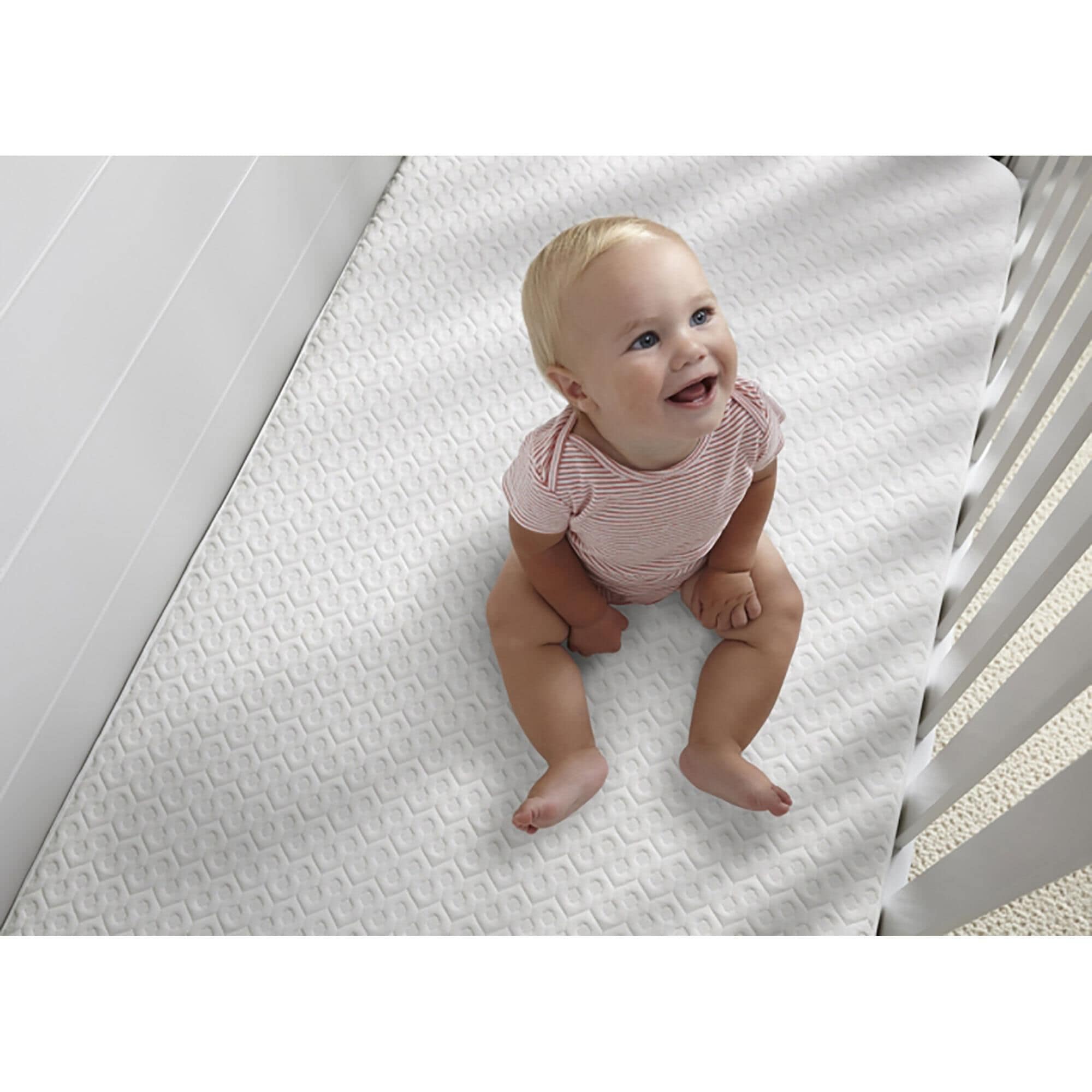 Bedgear Dri Tec Crib Mattress Protector in White NFM