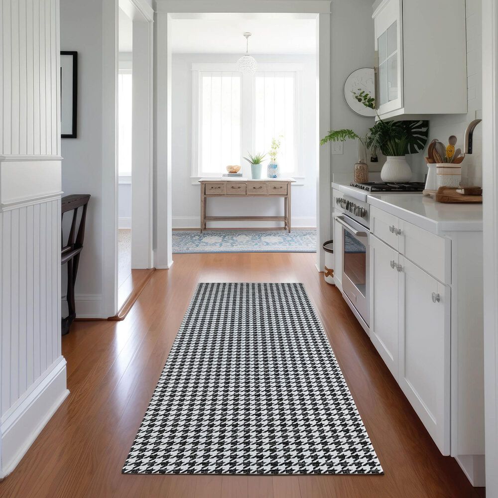 Dalyn Rug Company Hinton 2&#39;3&quot; x 7&#39;6&quot; Black Indoor/Outdoor Runner, , large