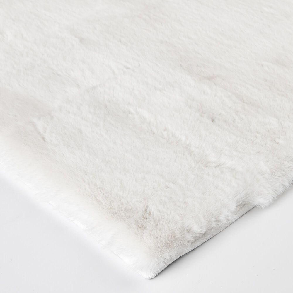 Central Oriental Ultimate Angora White 5' x 7' Area Rug, , large