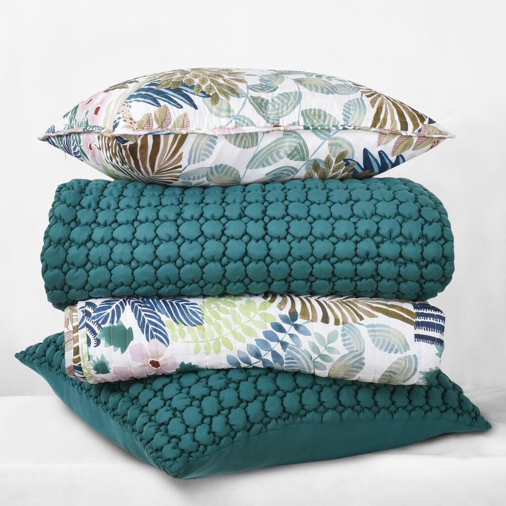 J. Queen Bold Cloud Puff 3-Piece King/Cal King Quilt Set in Teal, , large