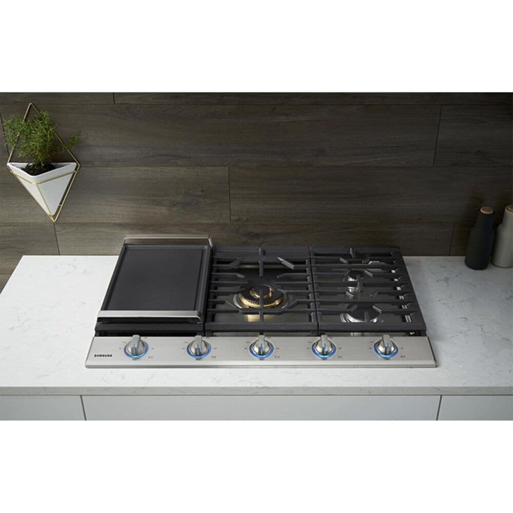 Samsung 36&quot; Gas Cooktop with Wi-Fi Connectivity in Stainless Steel, , large