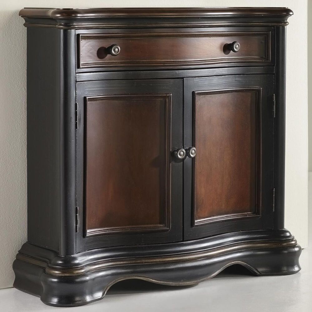 Hooker Furniture Accent Chest in Cherry, , large