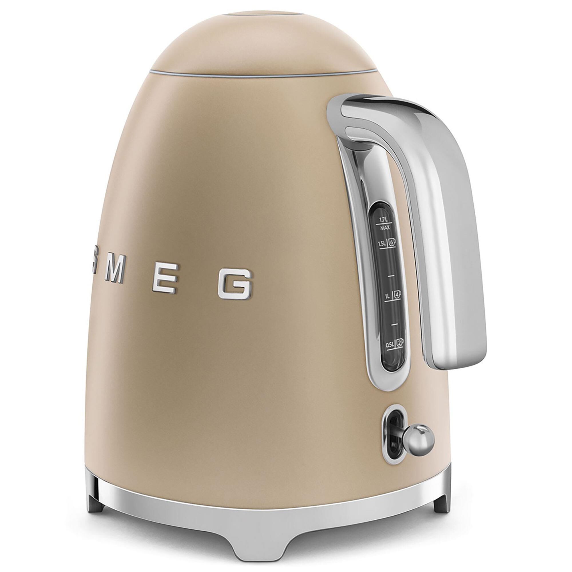 Smeg 7 Cup Stainless Steel Retro Style Electric Kettle in Matte Champagne NFM