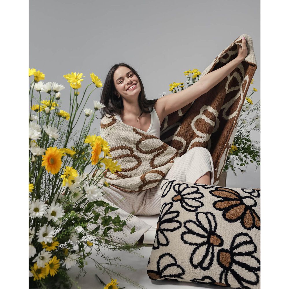 Sunday Citizen Daisy Throw in Chestnut and Sahara Tan, , large